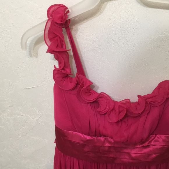 Formal dress - Picture 2 of 2